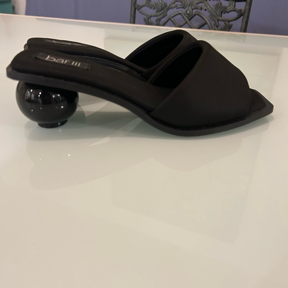 Bar lll size 10 Slides Mules